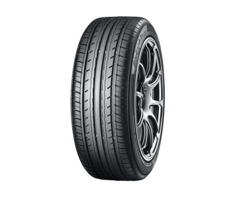 Yokohama BluEarth ES32 tyre