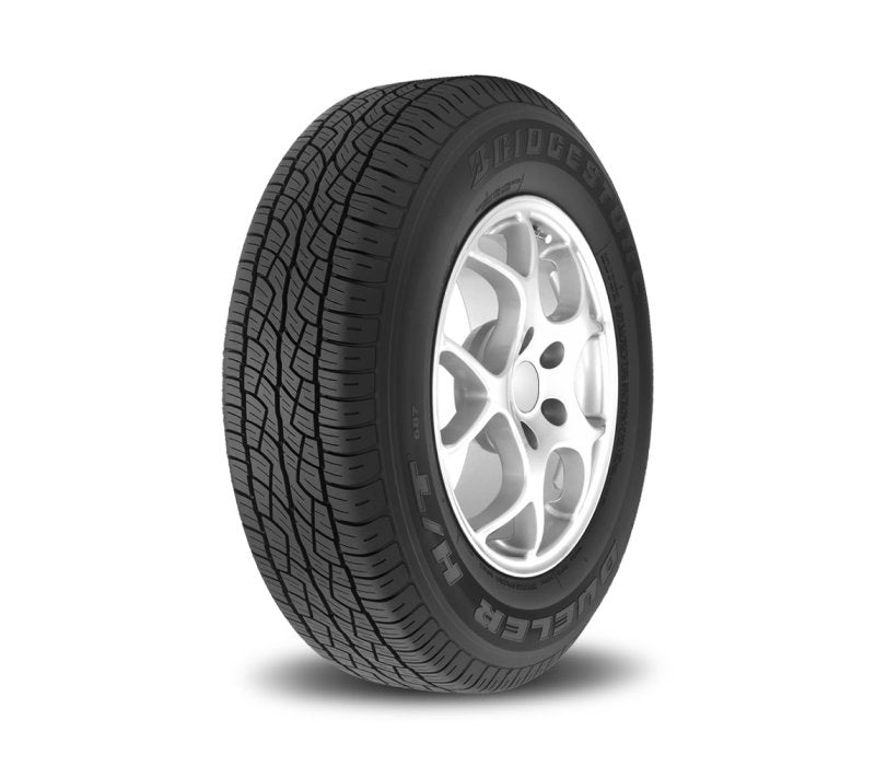 Bridgestone Dueler D687 tyre