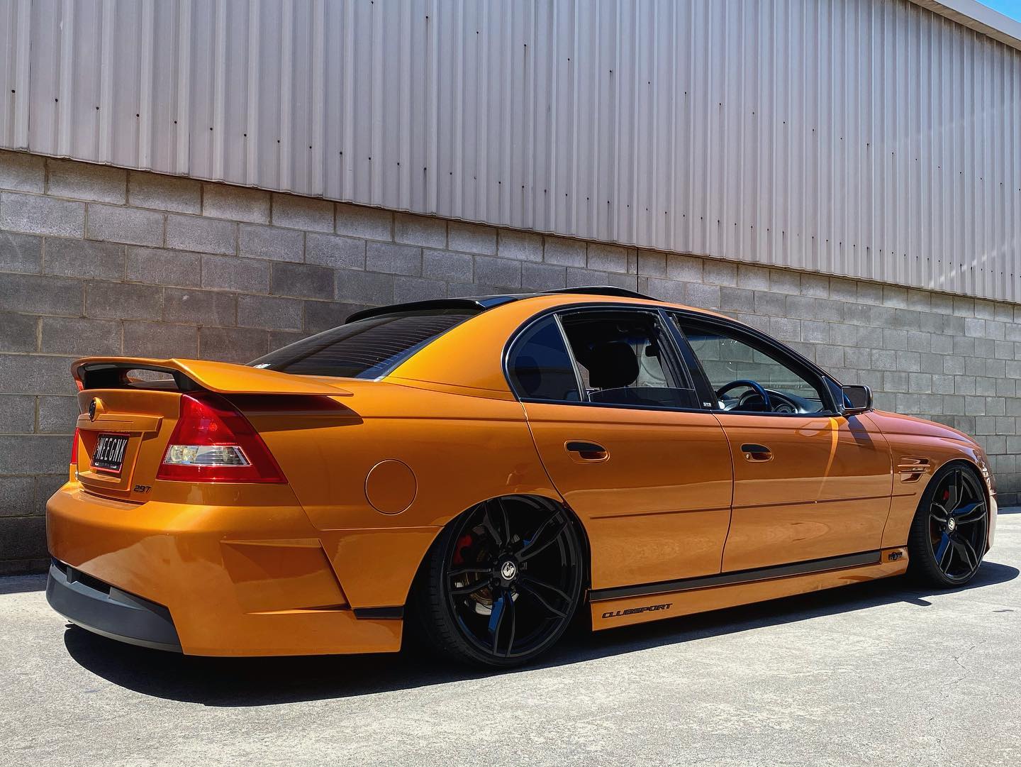 HSV fitted with VF Rapier wheels by Notoriouswheels — view 3