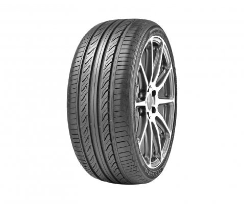 Landsail LS388 tyre
