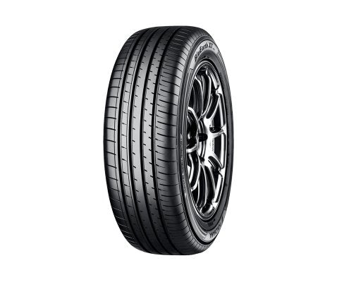 Yokohama BluEarth-XT AE61 tyre