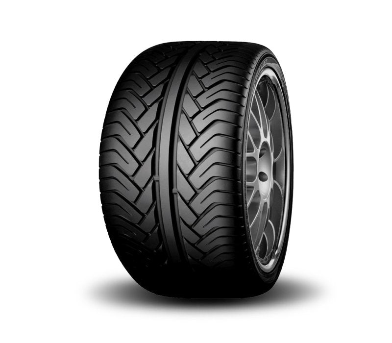 Yokohama Advan ST V802 tyre