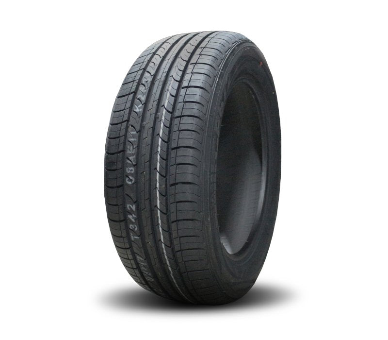 Nexen CP672 tyre